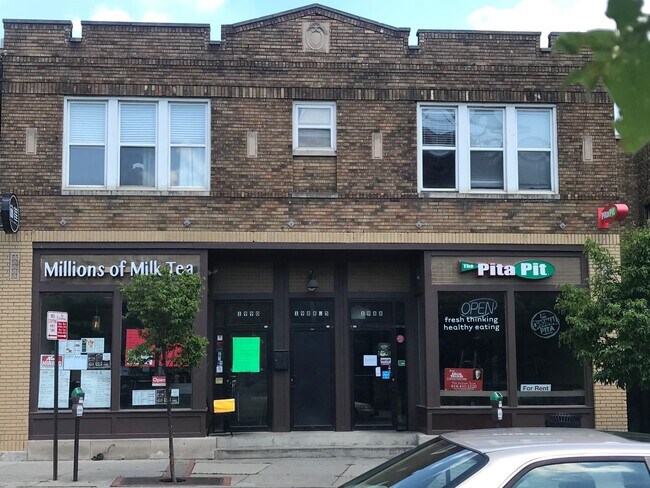 Building Photo - 1988 N High St