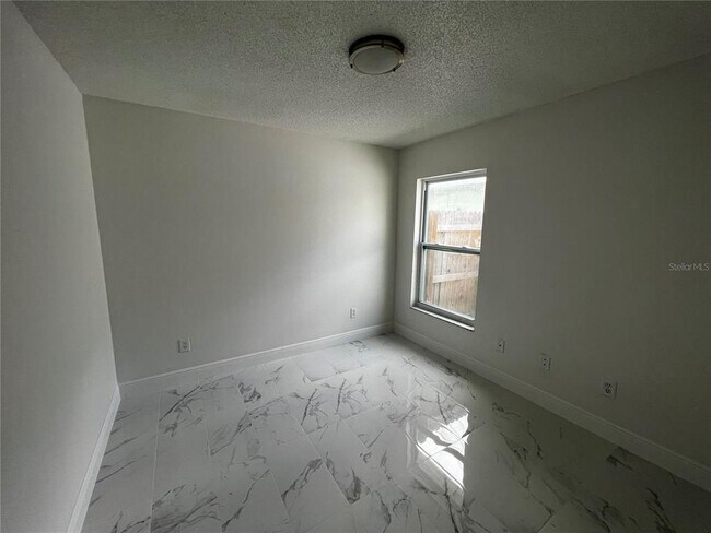 Building Photo - 2486 Shelby Cir