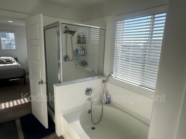 Building Photo - 3656 S Kite St