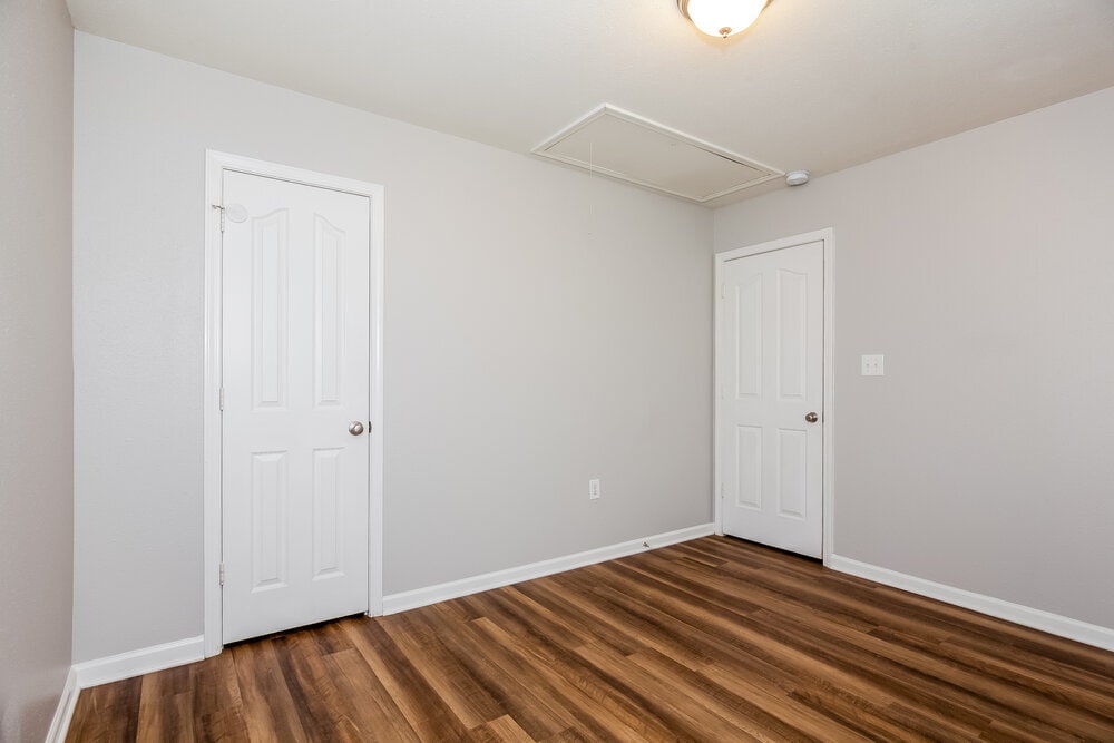 Building Photo - 2231 Gooseberry Rd