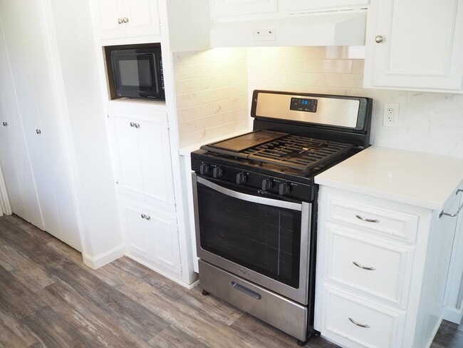 Building Photo - 3 Bed - 2 Bath in Denton
