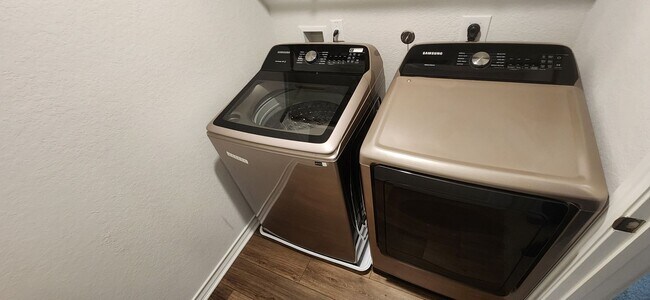 Building Photo - CYPRESS TRAILS OFF PRUE RD - 4-bedroom rental home!