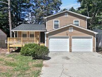Building Photo - 2083 Phillips Rd