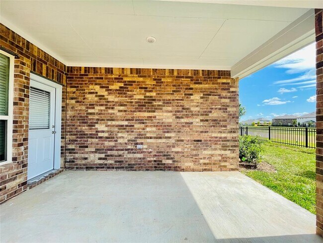 Building Photo - 445 Aurora Creek Ln