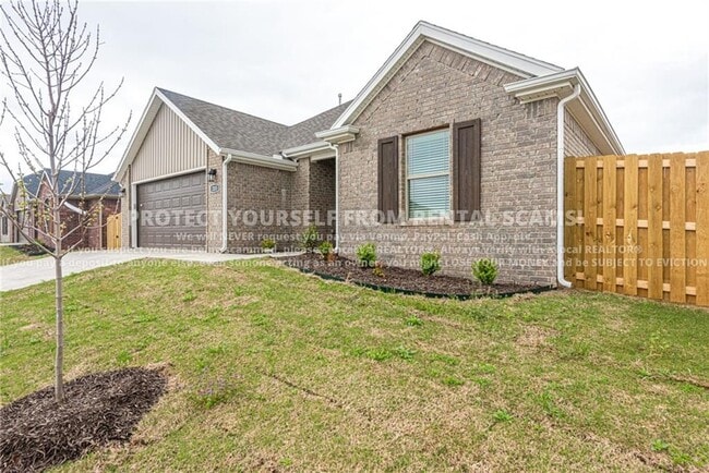 Building Photo - 205 Amber Dawn Ave