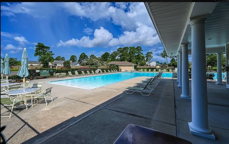 Building Photo - 1161 Amber Pines Dr