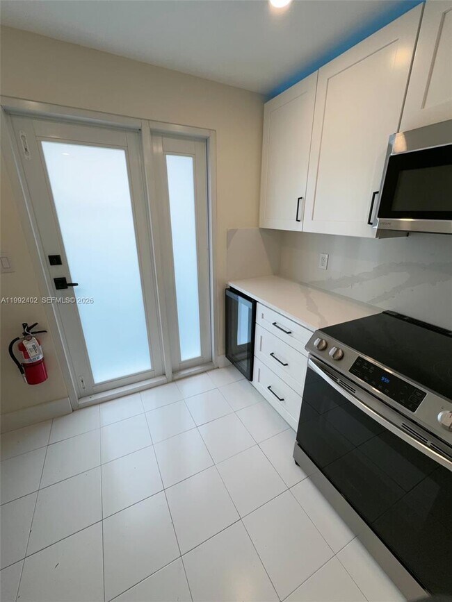 Building Photo - 9280 Biscayne Blvd