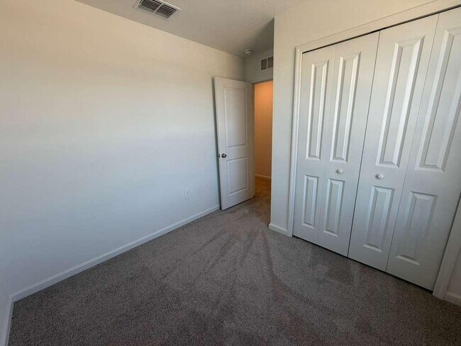 Building Photo - 7194 SW 91st Ln