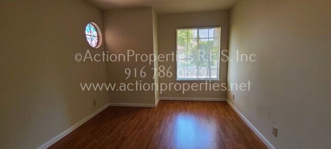 Building Photo - Move In Special! Woodcreek High School Walking Distance, West Roseville Single Story, , 4 Bed 2 B...