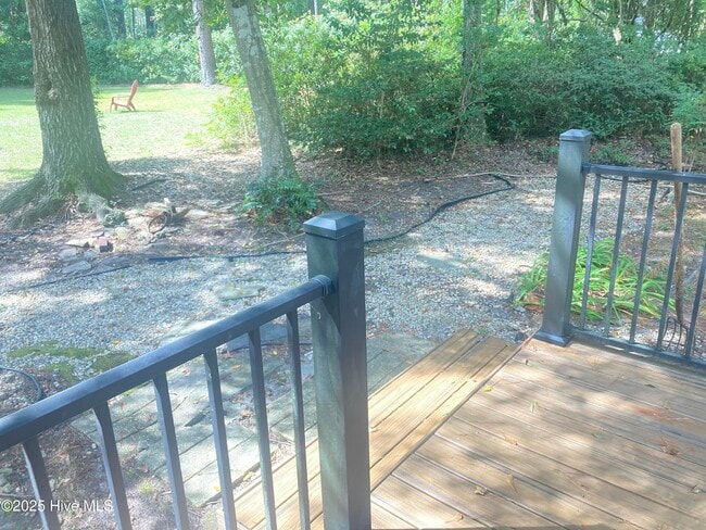 Building Photo - 8 Sand Dollar Dr