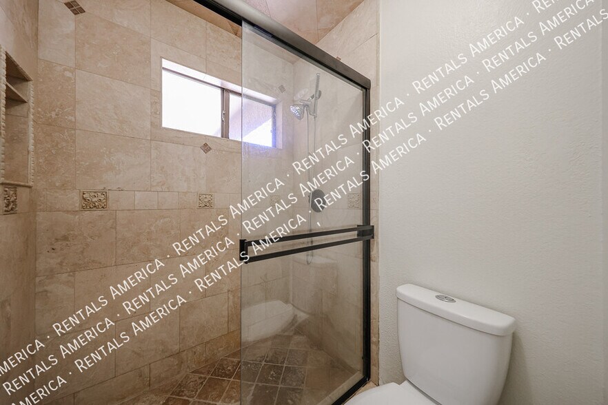 Building Photo - 12704 N 89th Pl