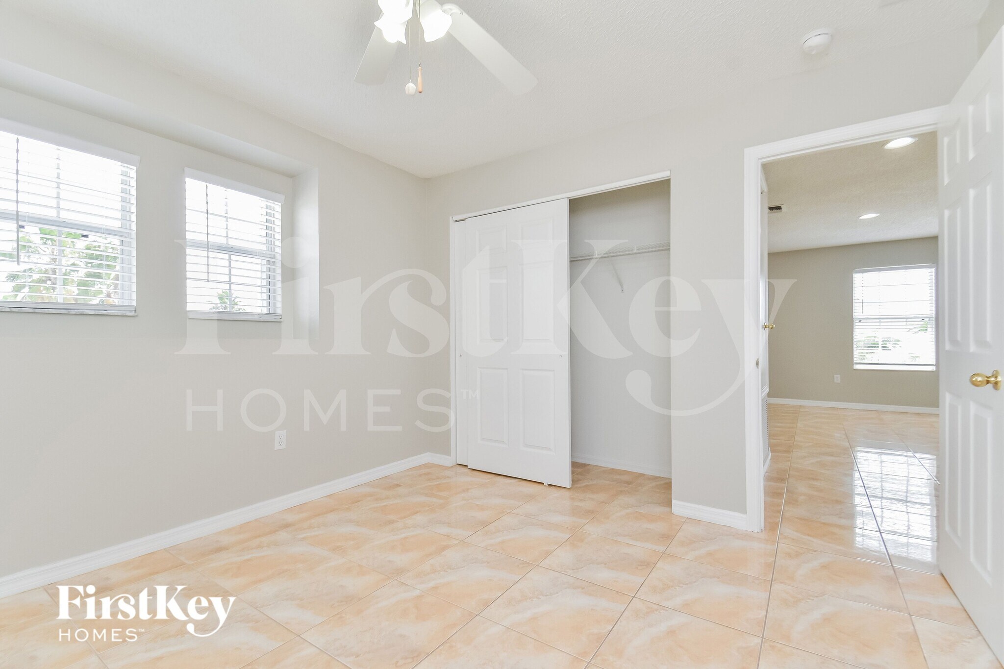 Building Photo - 458 Rona Ln