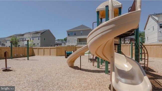 Building Photo - 22732 Tate St