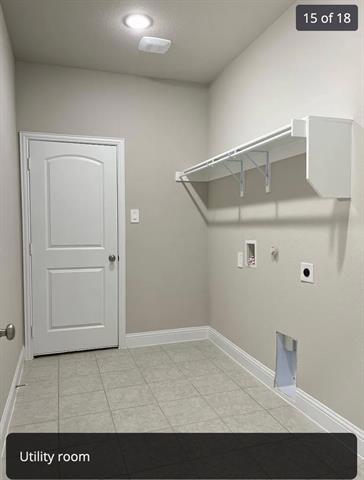 Building Photo - 649 Comal Dr