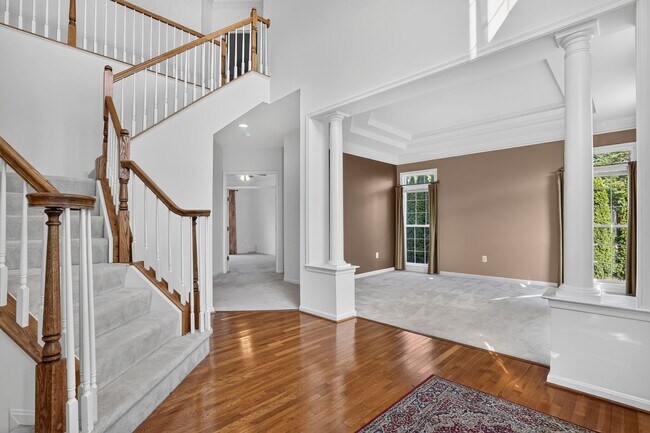 Building Photo - 44331 Apache Cir