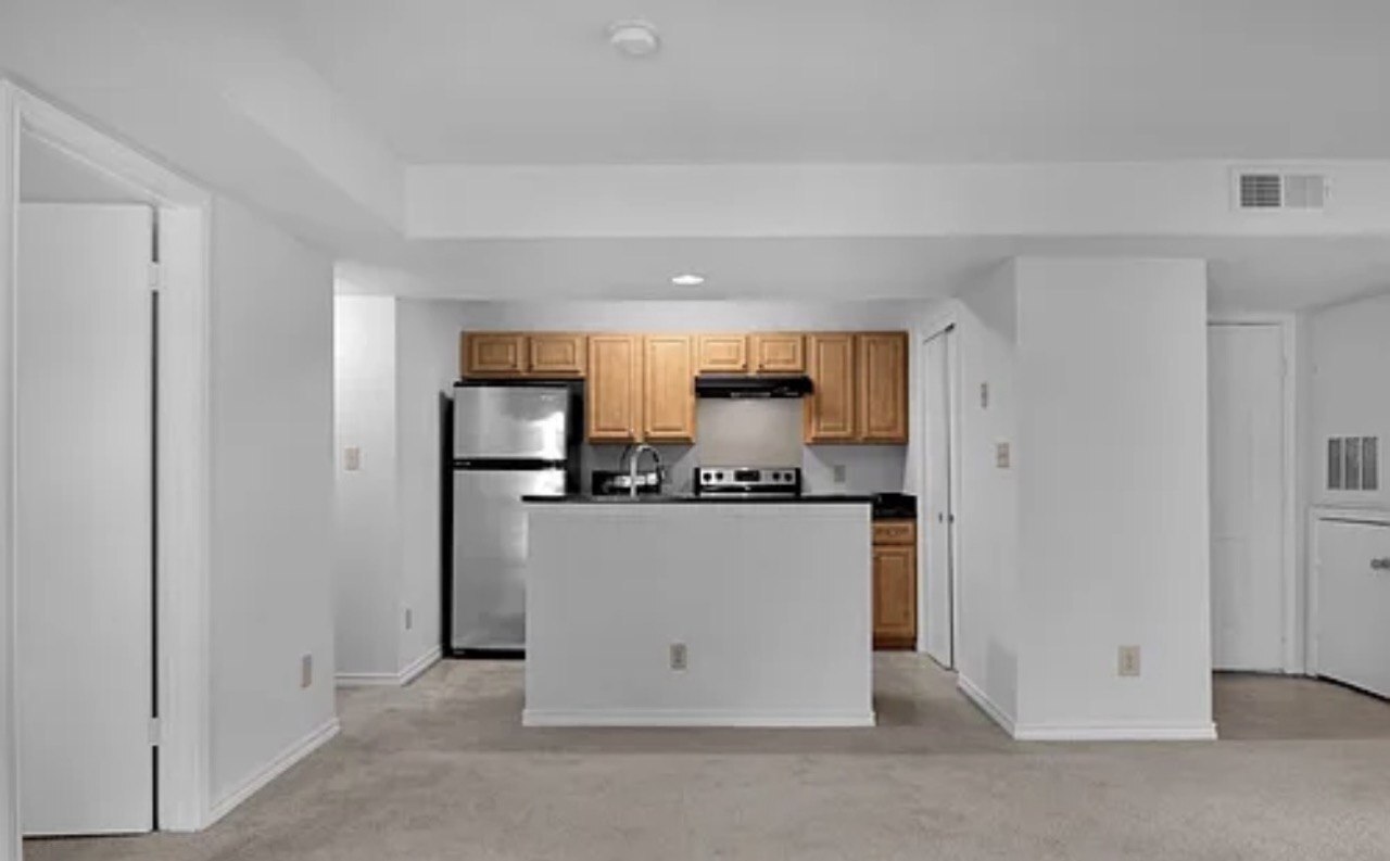 Building Photo - 12154 Penderview Ter