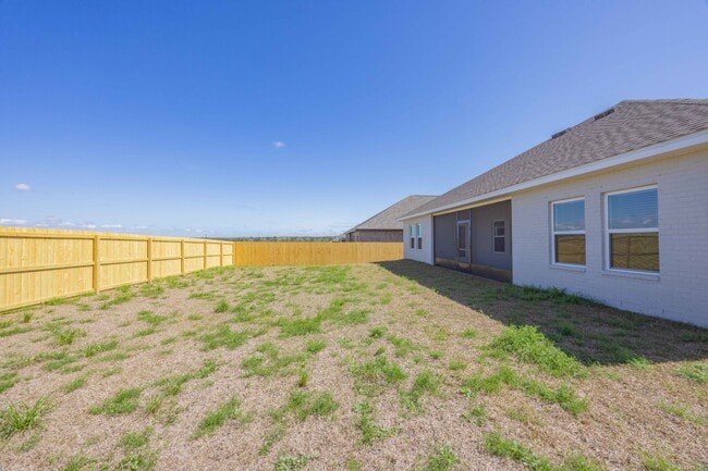 Building Photo - 12591 Shoshoney Cir