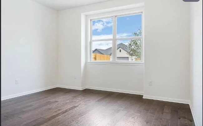 Building Photo - 4441 Arques Ave