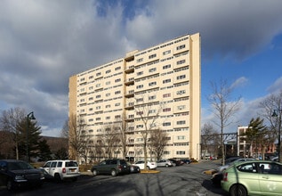 Building Photo - Rip Van Winkle House Apartments