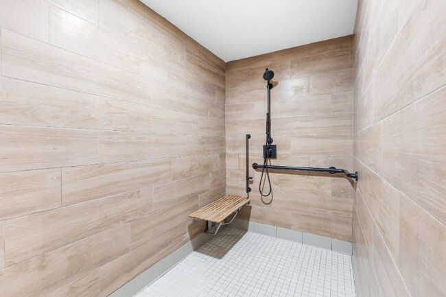 Building Photo - 2703 Biscayne Blvd