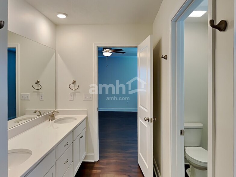 Building Photo - 12516 Dardevle Ct