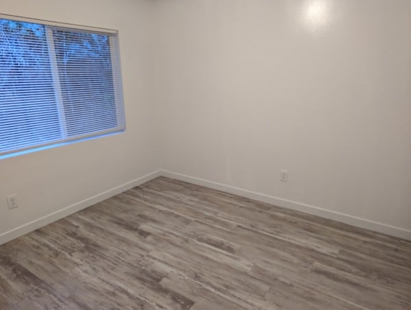 Building Photo - 63671 Harriet Rd