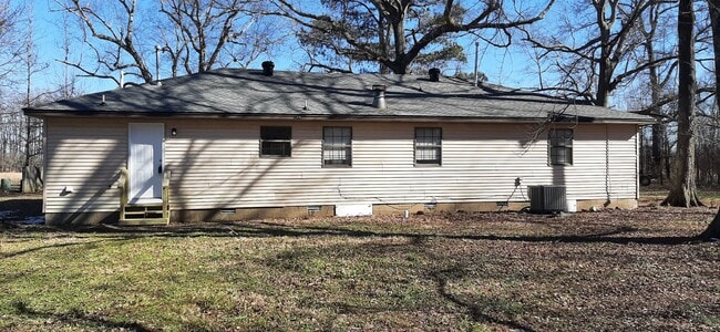 Building Photo - 156 Bailey St