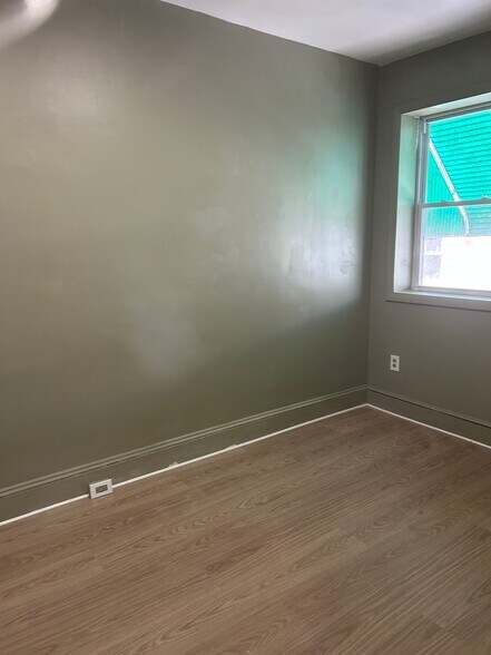 Building Photo - 3530 Braddock St
