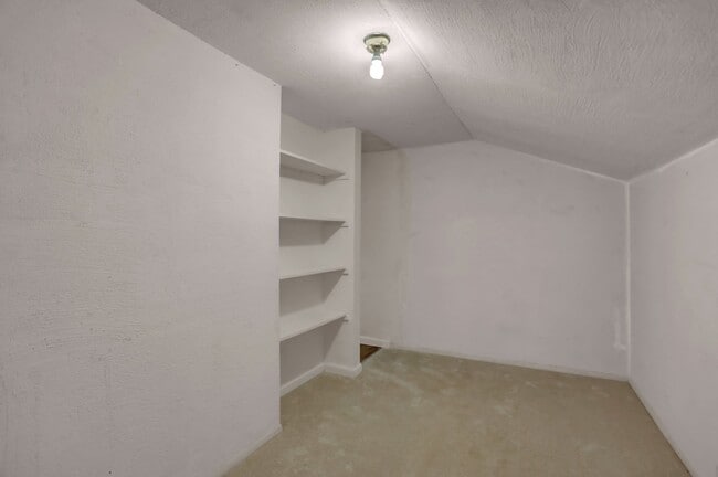 Building Photo - Charming Home with Modern Upgrades and Out...