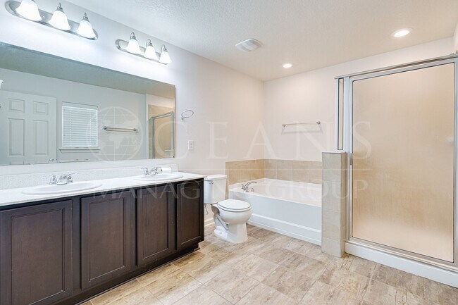 Building Photo - 3/2 Split Plan Home in Cypress Place