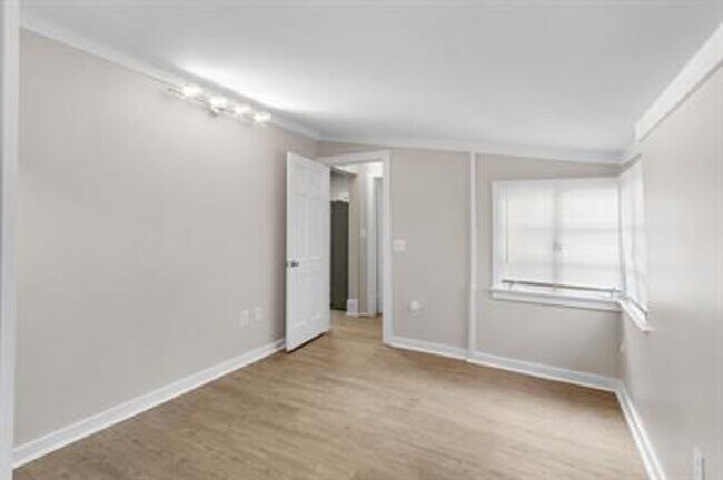 Building Photo - Charming 3-Bedroom Home in Historic Eustis!