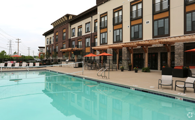 Building Photo - The Boulevard At Oakley Station