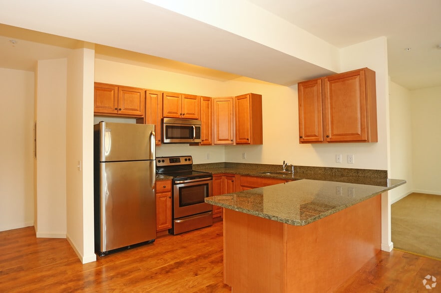 Interior Photo - The Ridgeview Townhomes & The Crossings