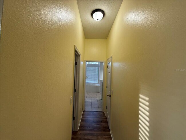 Building Photo - 12032 Timberhill Dr