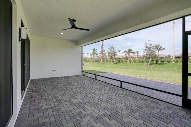 Building Photo - 12474 SW La Costa St