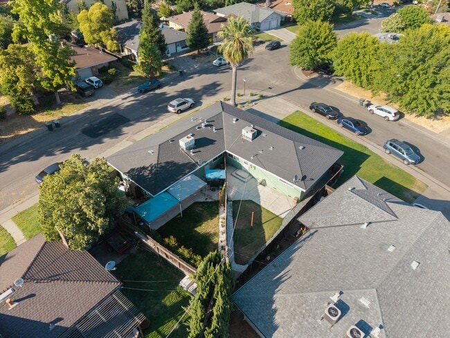 Building Photo - 1135 Agatha Way