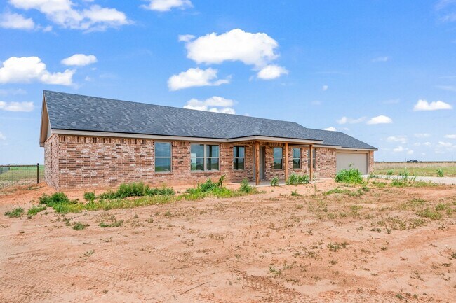 Building Photo - New Construction Home In Idalou ISD!