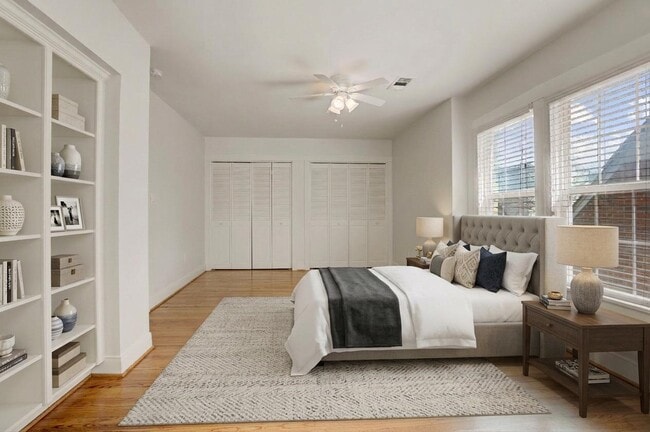 Building Photo - 2412 Nottingham St