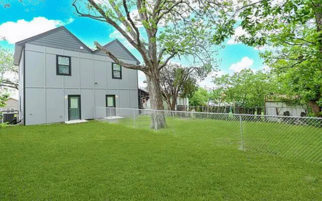 Building Photo - 707-102 Runnels Ave