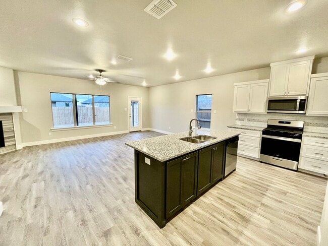 Building Photo - Pre-Leasing 2026 4bed 2 bath - Frenship ISD