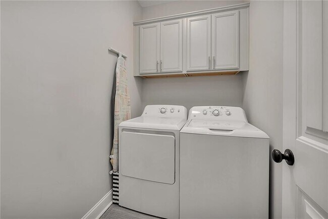 Building Photo - 505 Mariners Cir