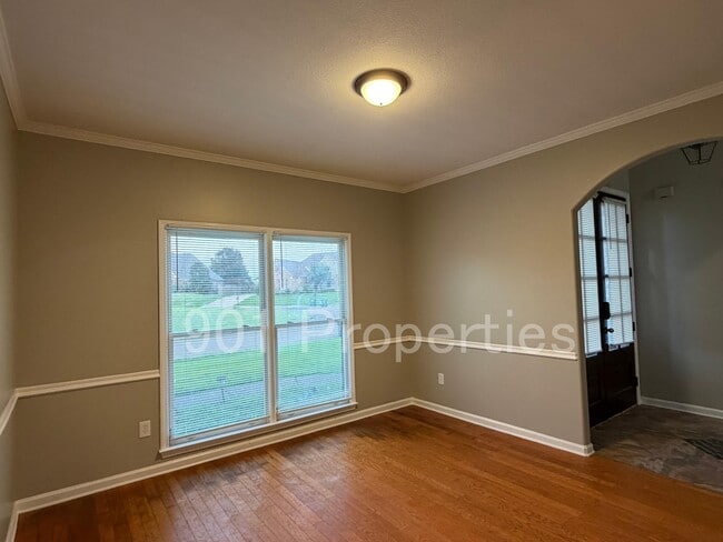 Building Photo - 3777 Pavilion Cir
