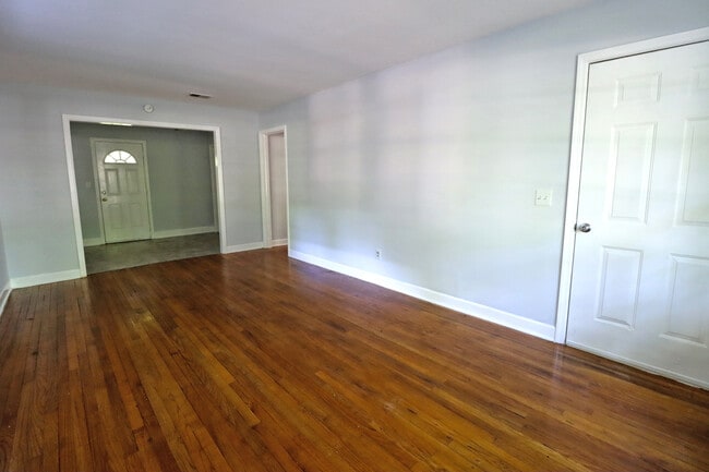 Building Photo - 3151 Truman St