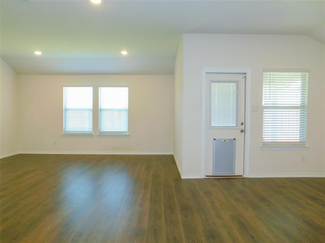 Building Photo - 11217 Pecan Crk Dr
