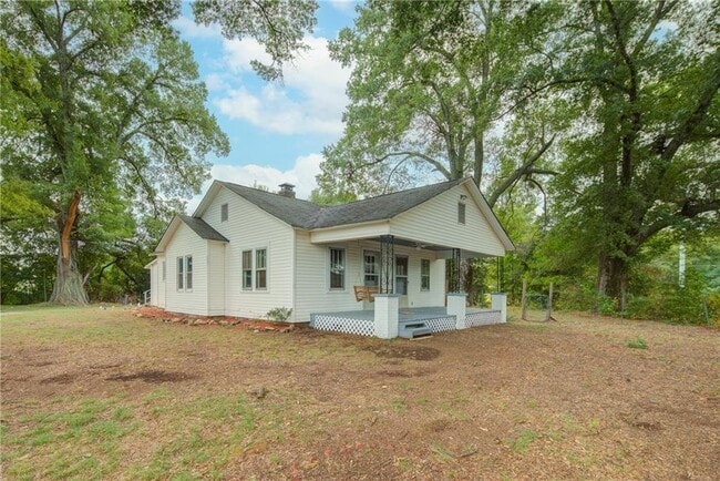 Building Photo - 7985 Midway Rd