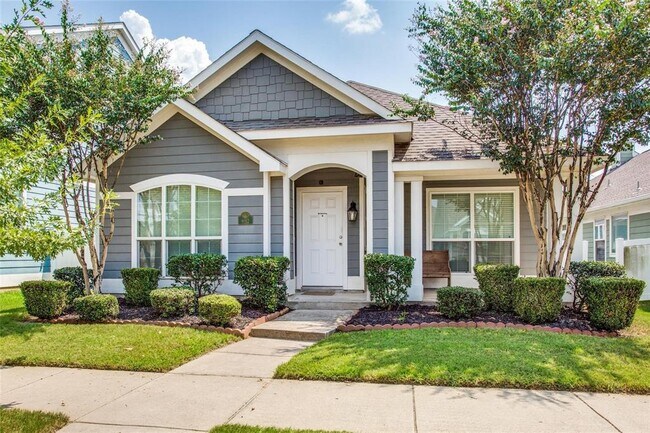 Building Photo - 9012 Waterman Dr