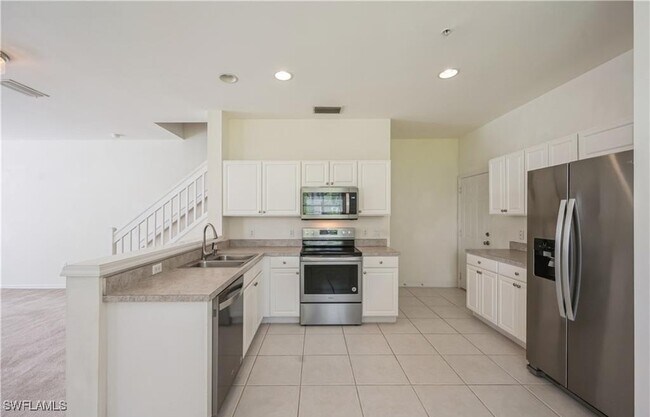 Building Photo - 1088 Oxford Ln