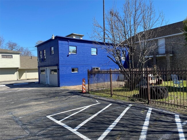 Building Photo - 3427 Federal Rd