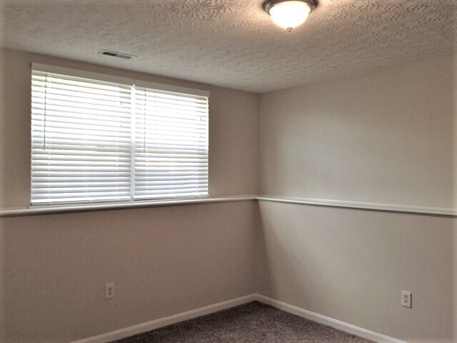 Building Photo - 2776 Shamu Dr