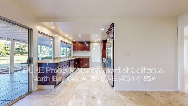 Building Photo - 351 Belhaven Cir